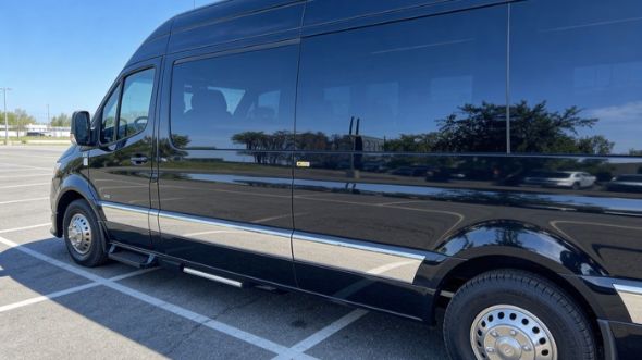 dallas employee shuttle van service