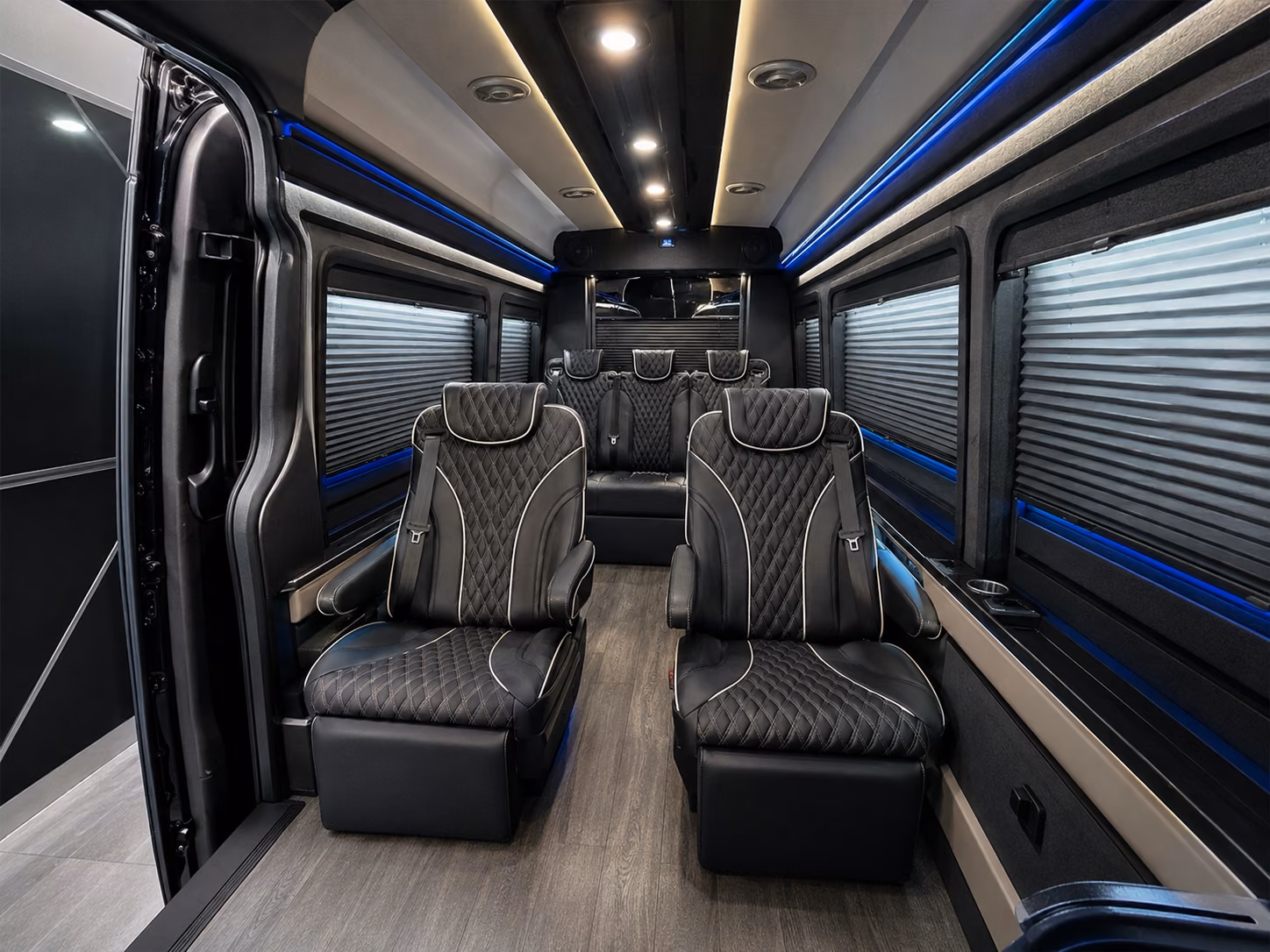 shreveport 10 passenger sprinter van interior