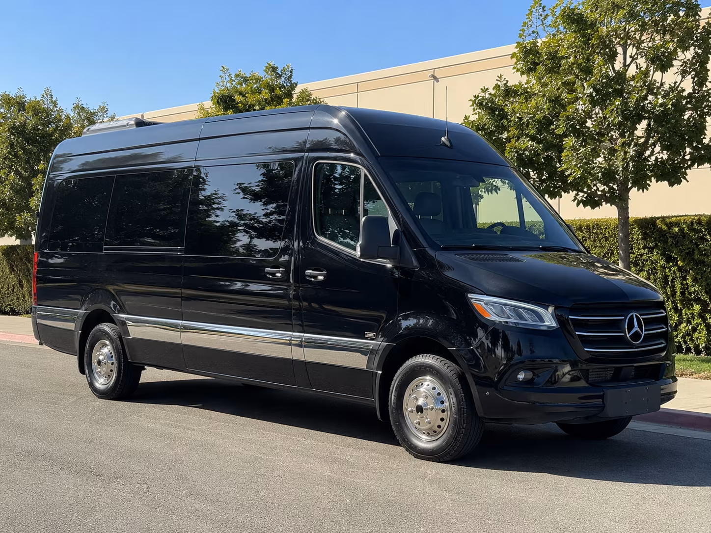 shreveport wedding guest shuttle sprinter vans from hotel blocks to your ceremony and reception